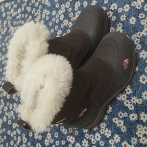 North Face Snow Boots Brown with Faux Fur Size 5